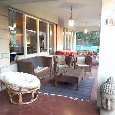 With 6 Bedrooms In Brejos De Azeitao, With Wonderful Mountain View, Private Pool, Enclosed Garden - 12 Km From The Beach *