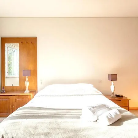 With 6 Bedrooms In Brejos De Azeitao, With Wonderful Mountain View, Private Pool, Enclosed Garden - 12 Km From The Beach Villa Camarate (Setubal)
