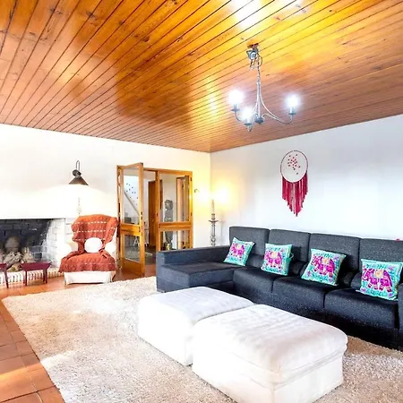 With 6 Bedrooms In Brejos De Azeitao, With Wonderful Mountain View, Private Pool, Enclosed Garden - 12 Km From The Beach Villa