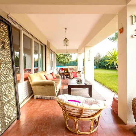 Villa With 6 Bedrooms In Brejos De Azeitao, With Wonderful Mountain View, Private Pool, Enclosed Garden - 12 Km From The Beach Camarate (Setubal)