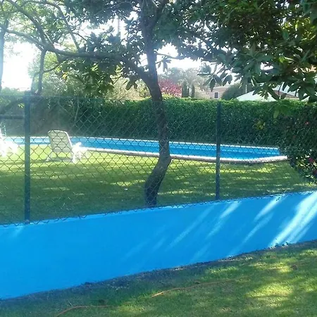 With 6 Bedrooms In Brejos De Azeitao, With Wonderful Mountain View, Private Pool, Enclosed Garden - 12 Km From The Beach